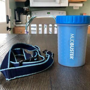 Mud Buster Paw Cleaner & Tether Dog Leash